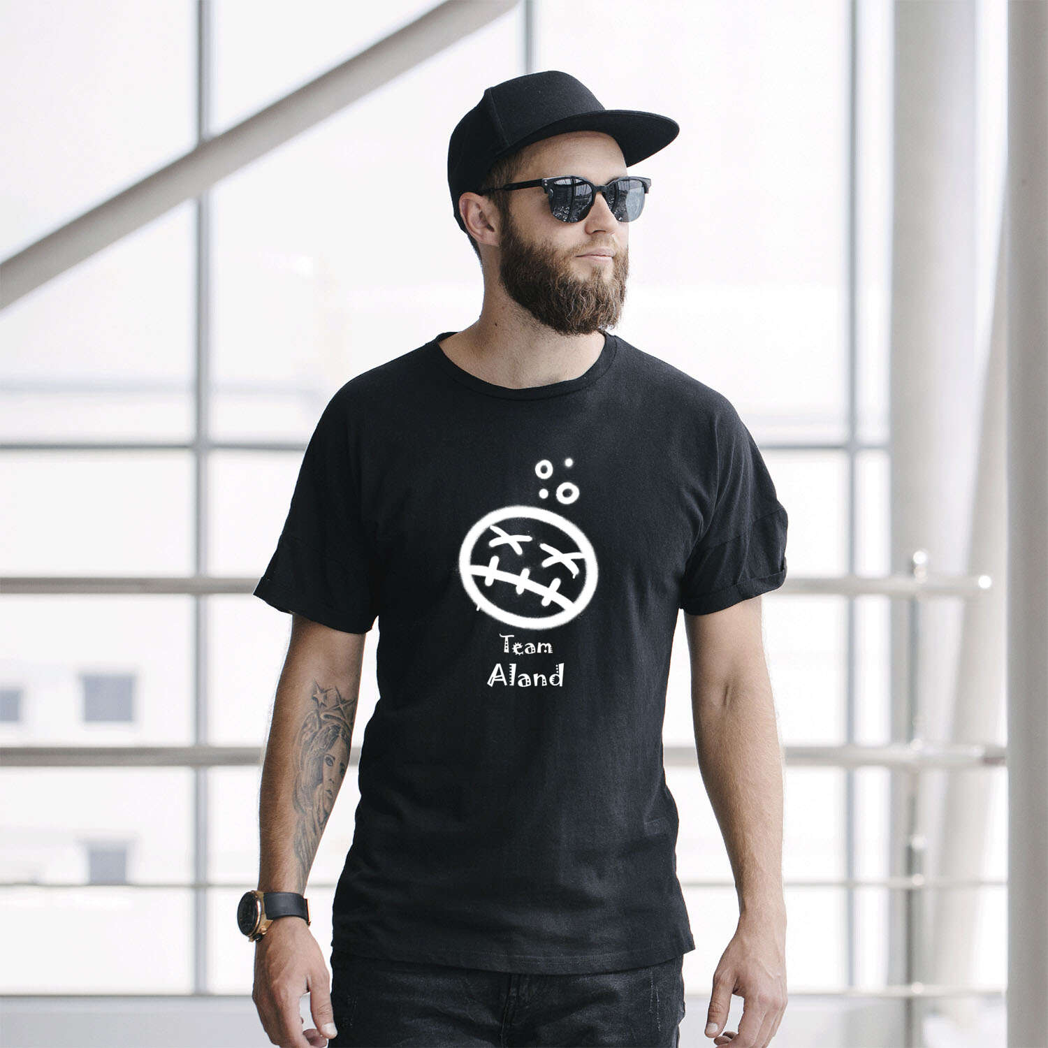 JGA T-Shirt »Drunken Smiley« für den Namen »Aland«