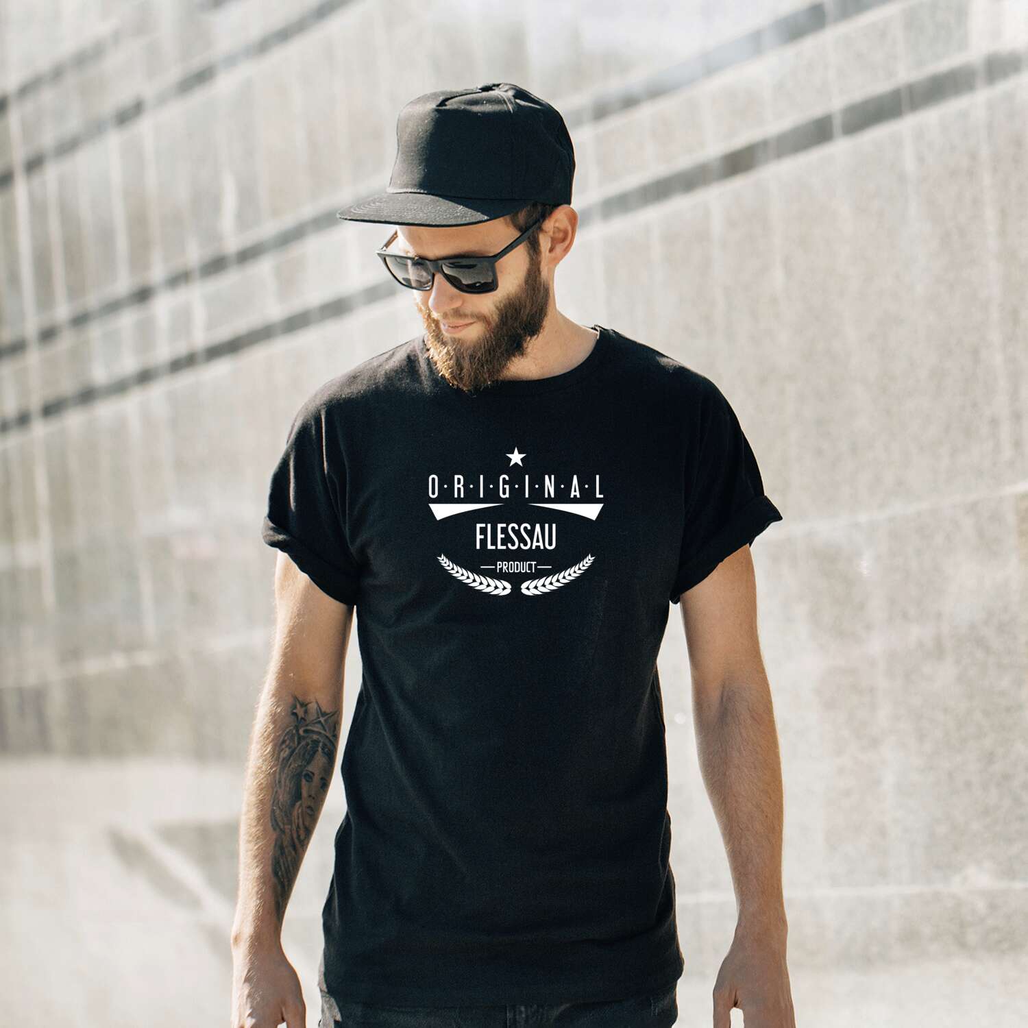 T-Shirt »Original Product« für den Ort »Flessau«