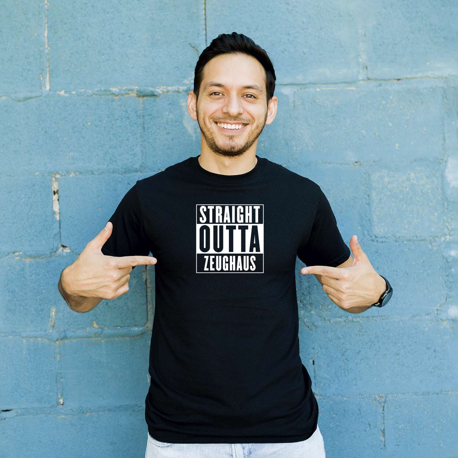 T-Shirt »Straight Outta« für den Ort »Zeughaus«