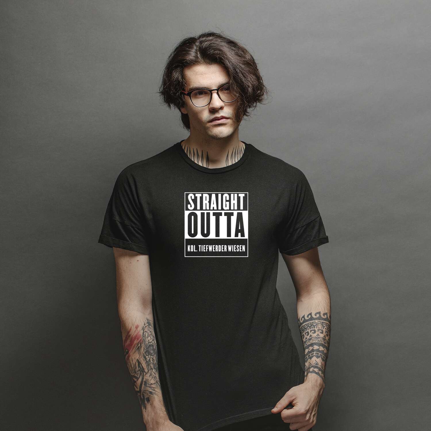 T-Shirt »Straight Outta« für den Ort »Kol. Tiefwerder Wiesen«