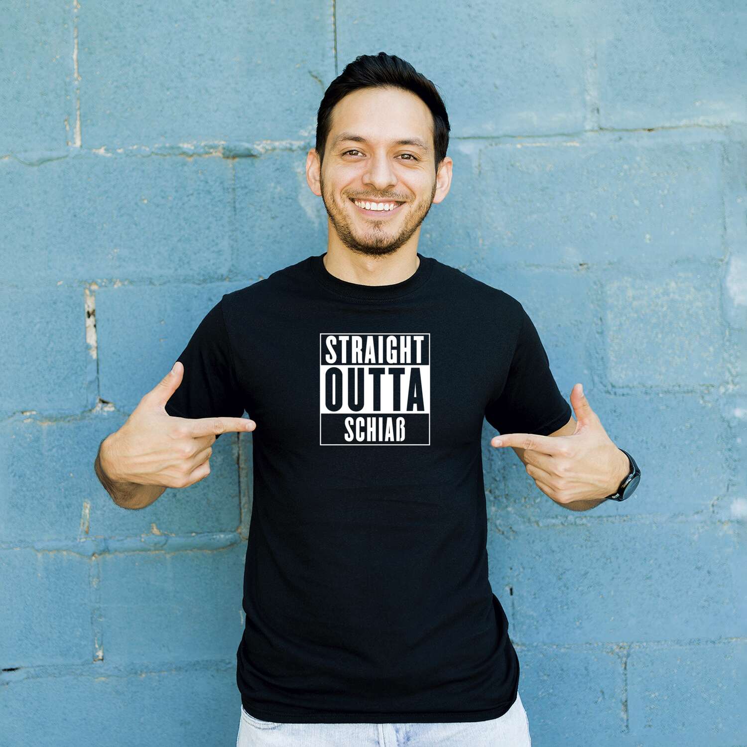 T-Shirt »Straight Outta« für den Ort »Schiaß«