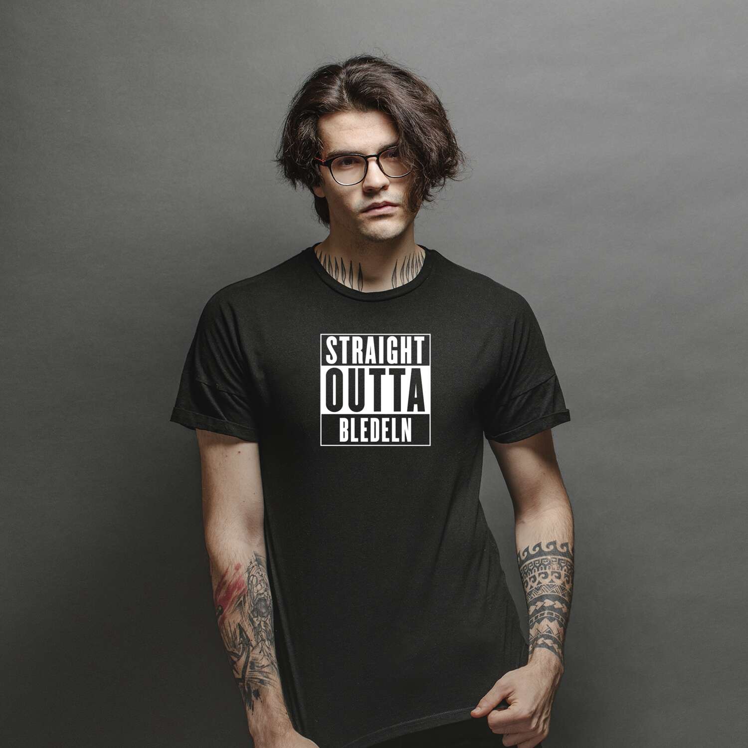 T-Shirt »Straight Outta« für den Ort »Bledeln«